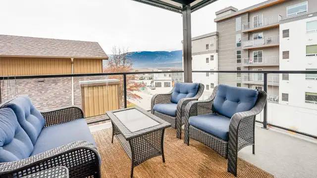 160 Harbourfront Dr, Salmon Arm, BC62864752005379123
