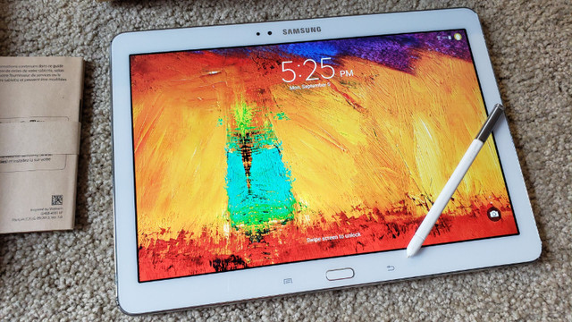 Samsung Galaxy Note 10.1 - 2014 Edition SM-P600 32GB, white in General Electronics in Saint John