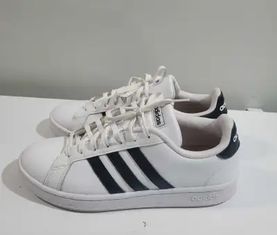 Men's Adidas Grand Court Sneakers size 10 (VAUGHAN), View more