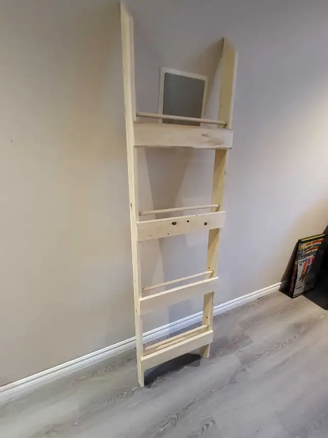 Scandi-Modern Wooden Montessori Wall Mounted Bookshelf for Kids in Bookcases & Shelving Units in Ottawa - Image 4