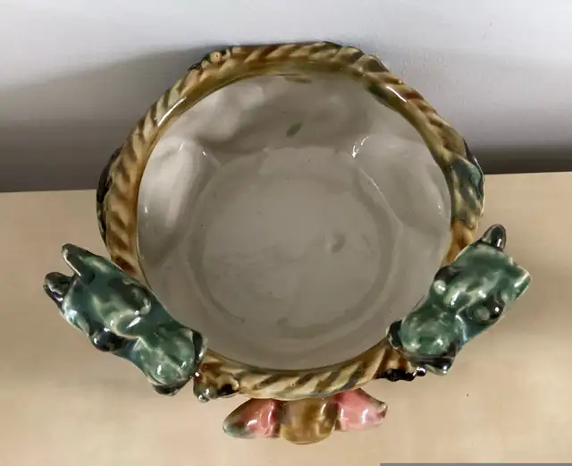 PRICE DROP! Majolica Ceramic Double Dragon Pearl Planter Pot in Home Décor & Accents in West Island - Image 7