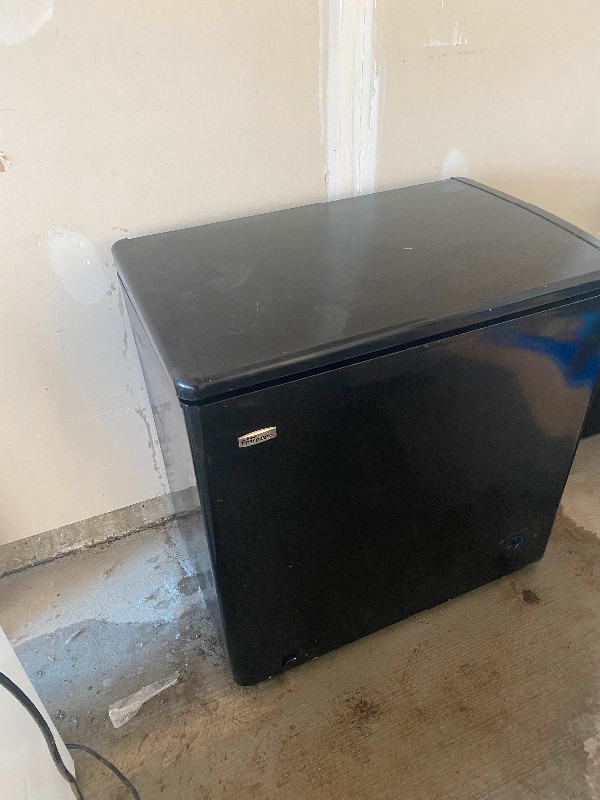 Small deeper freezer $150 dans Congélateurs  à Comté de Strathcona