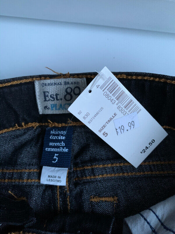 Brand new girls jeans size 5 in Clothing - 5T in Barrie - Image 2