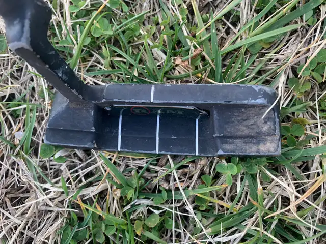 Ram Heel Toe Weighted Precision Balanced Black Blade Putter RH in Golf in Regina - Image 8