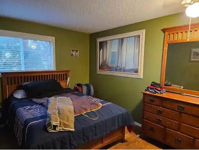 Bedroom Suite / Queen/TV, View more