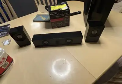 Samsung surround sound home theatre setup.   $100, View more