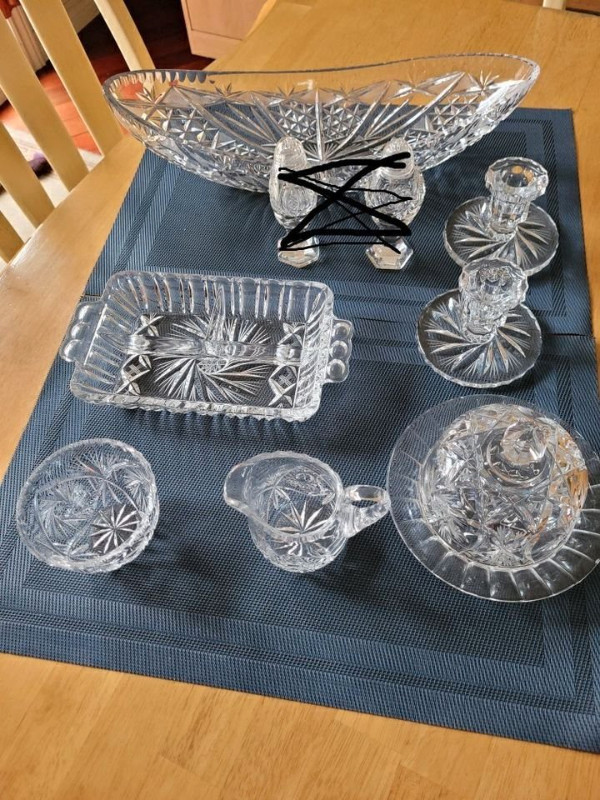 Vaisselle en cristal à partir de 15 $ dans Vaisselle et articles de cuisine  à Sherbrooke