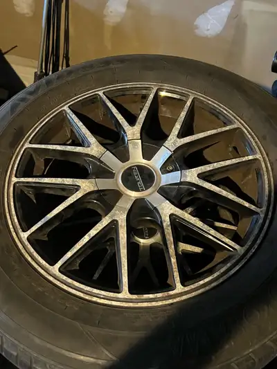 set of rims with yokohama tires 225/65/r17