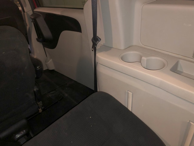Dodge Grand Caravan 2015 – Très bon État — photo 3