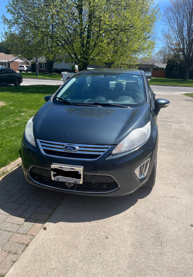 2011 Ford Fiesta SE in Cars & Trucks in Chatham-Kent
