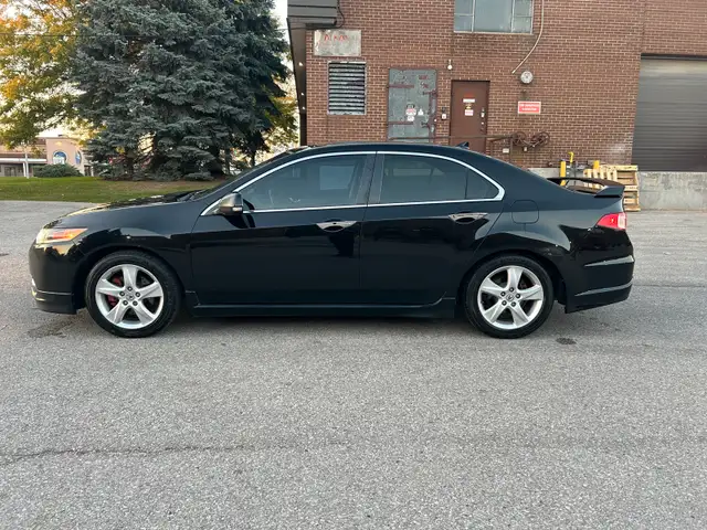 2011 Acura TSX PREMIUM PKG 6 SPD MANUAL in Cars & Trucks in City of Toronto - Image 6