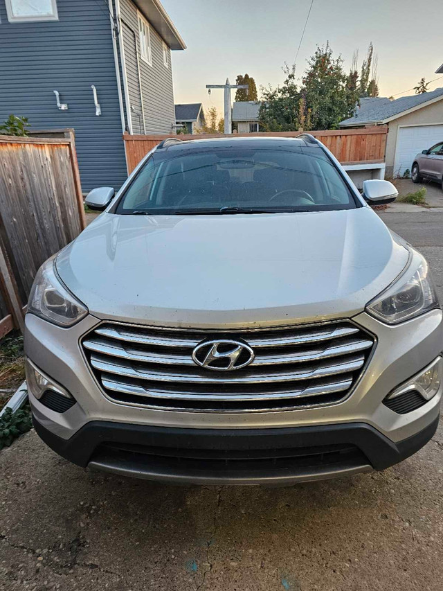 2013 Hyundai Santa Fe XL Limited AWD in Cars & Trucks in Edmonton