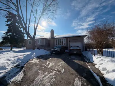 Private Room for Rent – Available August 1, 2026 (M3A 2C4) Private room available for a couple or a...