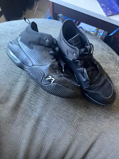 Jordan’s / basketball sneakers (40$ OBO), View more