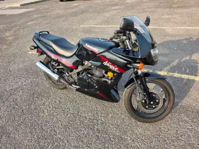 This 2008 Kawasaki Ninja 500R is a reliable sport bike with 12,600 kilometers on the odometer, offer...