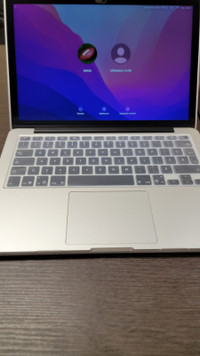 Gorgeous, fonctionnal, no issues Macbook pro 2015 A1502 with rar