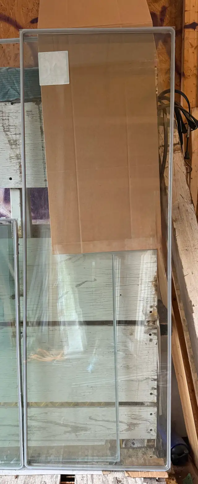 BRAND NEW Glass Insert for Window     GI 11