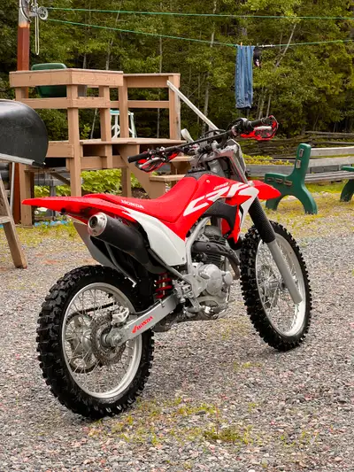 Selling my Honda 250 trail bike, everything is working and functional and hasn’t let me down. Mainly...