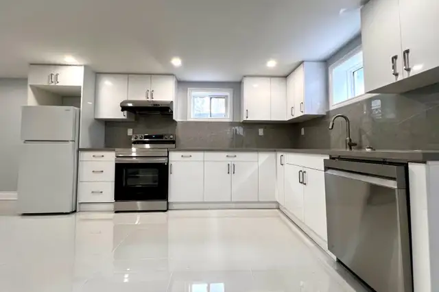 For Rent: Basement Unit @ 311 Boisdale Ave, Richmond Hill in Long Term Rentals in Markham / York Region - Image 5