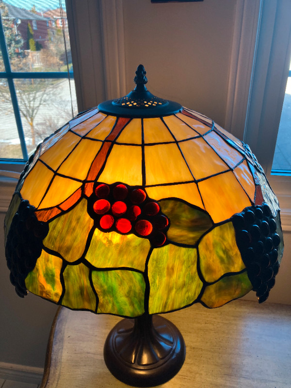 Tiffany Style Table Lamp with Grapes in Indoor Lighting & Fans in Mississauga / Peel Region