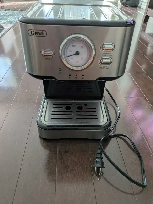 Gevi Espresso maker in Coffee Makers in Markham / York Region - Image 2