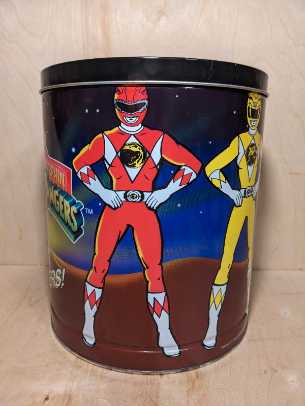 Large Vintage Power Rangers Tin in Arts & Collectibles in Lethbridge - Image 2