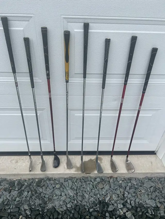 Assortment of left handed golf clubs in Golf in City of Halifax - Image 2