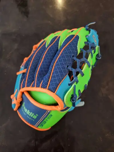 Franklin youth baseball glove 9.5", View more