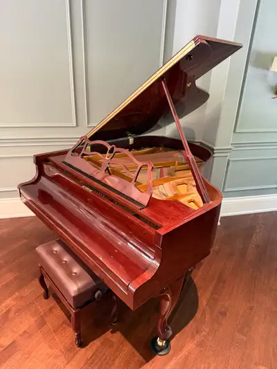 2010 Suzuki Medium Grand Piano, View more
