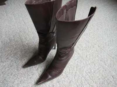 Ladies brown leather boots, View more