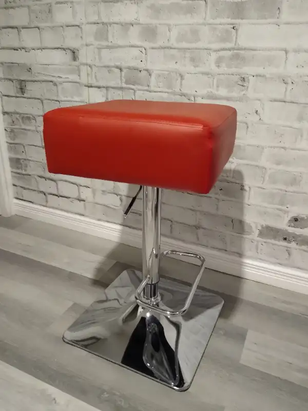 Stools RED in Other in City of Toronto - Image 2