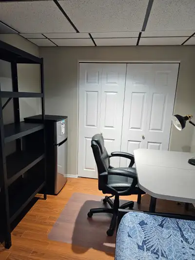 Two rooms to rent for females near U of M