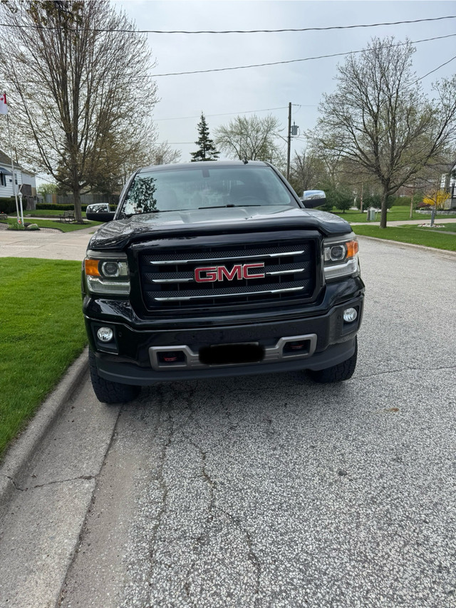 2014 GMC Sierra, Lifted - AS-IS in Cars & Trucks in Sarnia