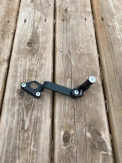Yamaha V Star 250 Heel-Toe Shifter. Like new.