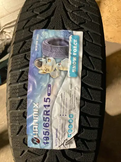 320 pour 4 pneus Installation disponible pour extra $