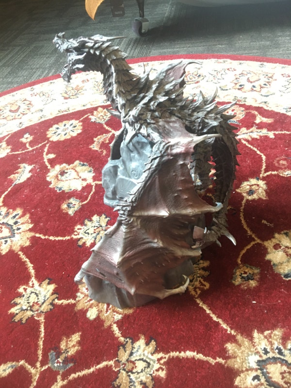 Skyrim Collectors Limited Edition Alduin Statue Arts & Collectibles
