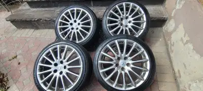 Lexus Original Rims with all season tires in great condition Rim bolt pattern 5 x 114.3 Tire Size 22...