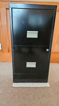 Metal Letter sized Filing Cabinet
