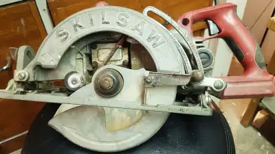 Skilsaw worm drive, View more