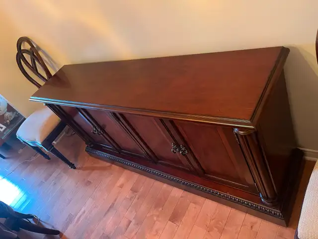 Dinning Room Sideboard Buffet Cabinet; Like New; Moving!!!62863281268481122