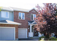 Beautiful Townhouse in Beaverbrook