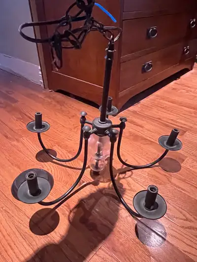 Restoration Hardware Light Chandalier in good used condition
