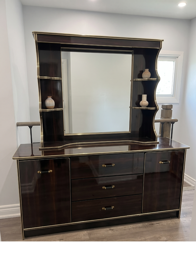 Urgent!Large Vintage Dresser & Matching Mirror Unit (Must Pickup, View more