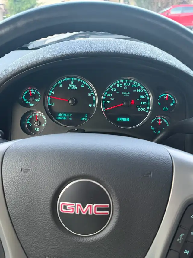 GMC SIERRA 6.2L V8