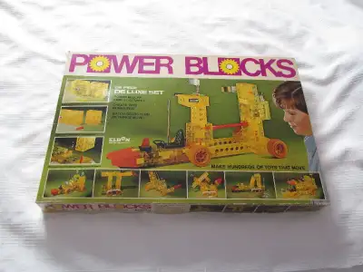 Ensemble de construction des années 70.Il manque les instructions et surement quelques pièces. PRIX...