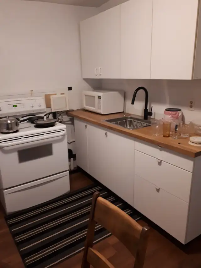 Room for rent close to U of  T and OCAD63417638262403123