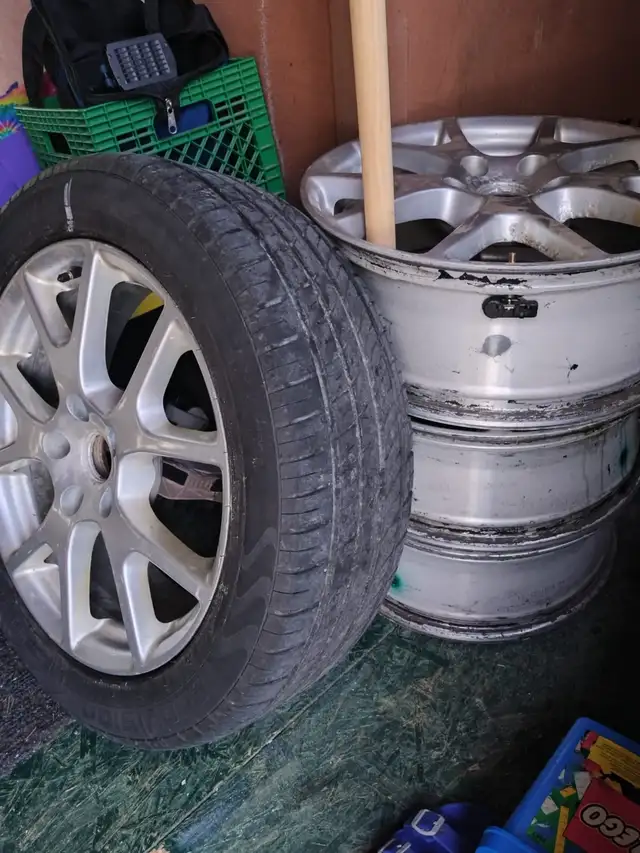 19x7 5x127 (5x5) rims off a 2015 Dodge Journey in Tires & Rims in Ottawa - Image 3