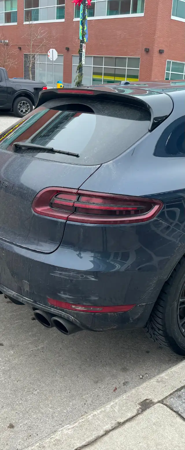 2017 Porsche Macan GTS5891757602511360011