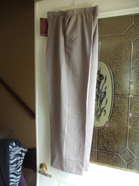 New Carol Reed womans pants size 14