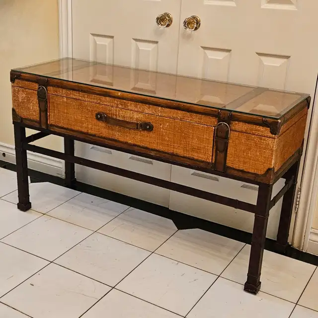 VTG STILES BROTHERS STYLE STEAMER SAFARI WICKER TABLE / CONSOLE in Coffee Tables in City of Toronto - Image 4